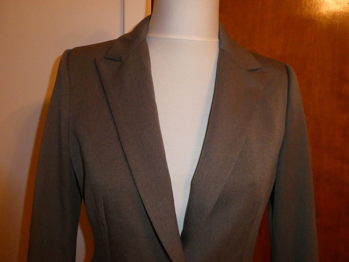 Express Women's Taupe One Button Career Blazer Jacket Size 6 NWT Lined Stretch