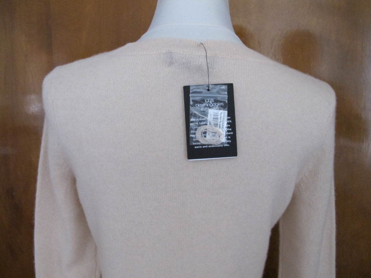 Bloomingdale’s women’s beige nude cashmere sweater Size XS, XL