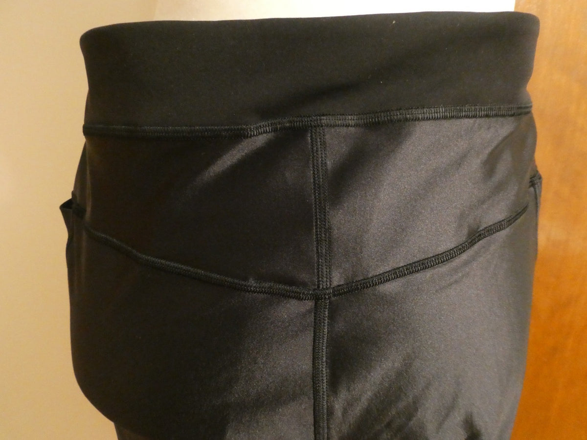 Lululemon Satin Shine Panelled HR Short 8" Wordmark Black Size 14 NWT