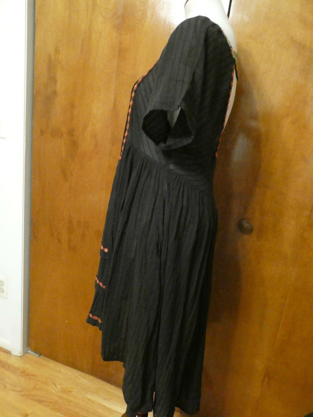 Free People Women’s Asymmetric Black Embroidered Soft Cotton Dress Small 