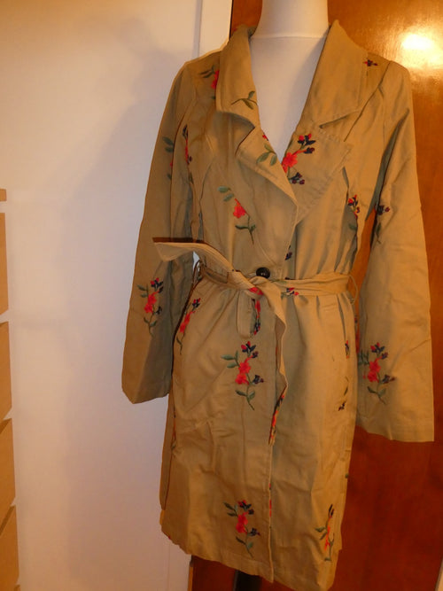 Anthropologie Cartonnier Honeymiel Embroidered Floral Trench Coat Women Belted
