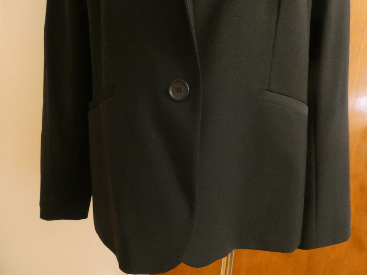 Talbots women’s black 2 buttons gorgeous blazer size 14