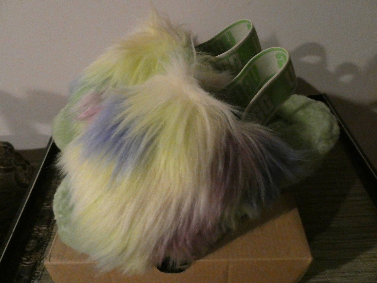 UGG Women's Fluff Yeah Slide Tie Dye Slipper Multicolor US 6, US 7