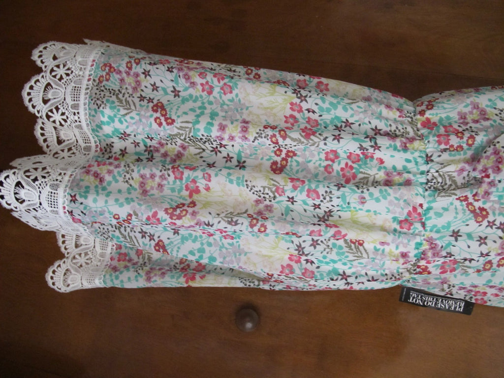New York & Company Women’s Multi Color Embroidered Dress Size Large NWT