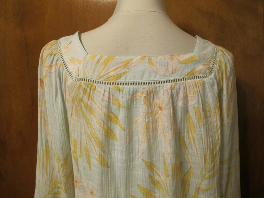 LC Lauren Conrad Women Blue Pink Floral Long Sleeve Top Blouse Pre Owned Medium