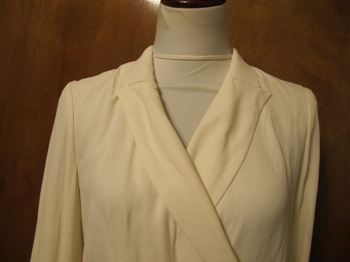 Anthropologie Sttitwa women's off white lined evening blazer size 0