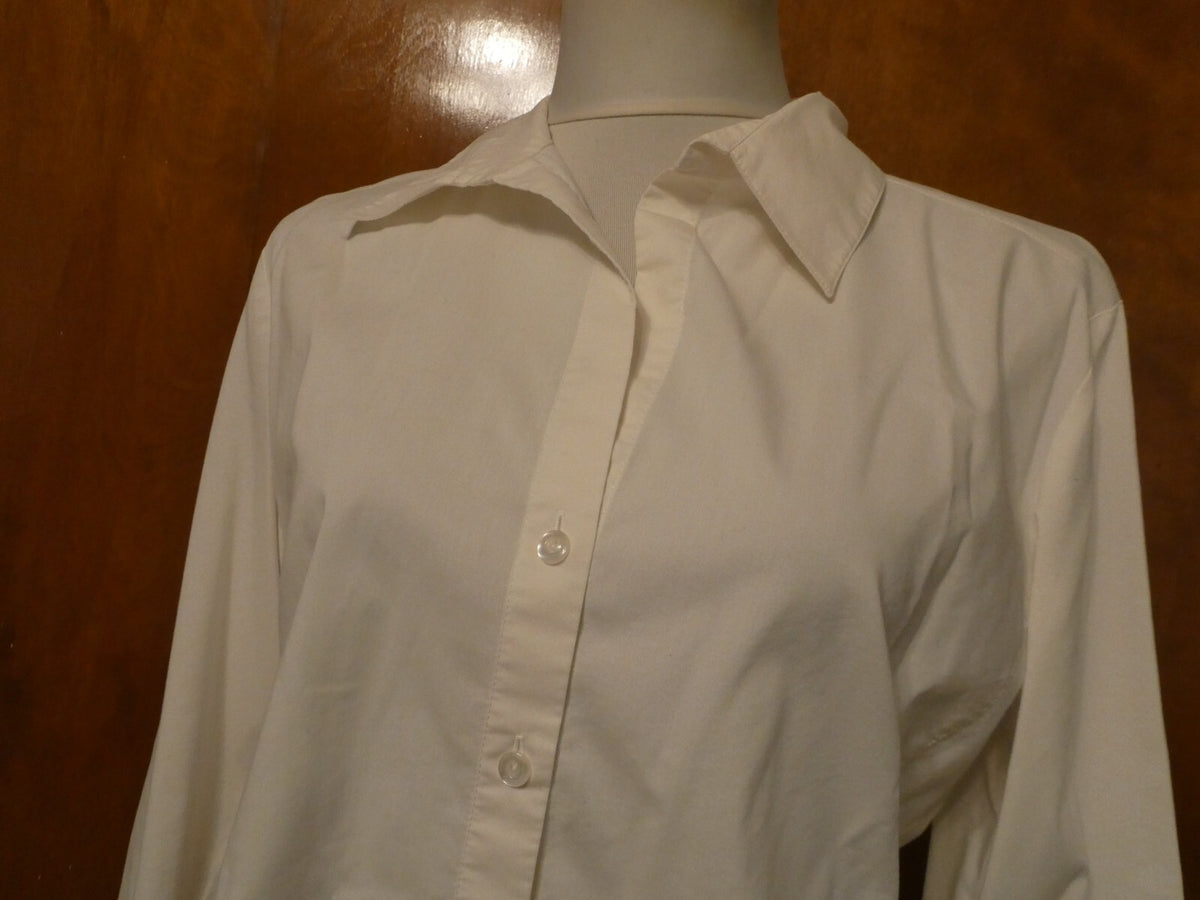 New York &Company women's white top size large