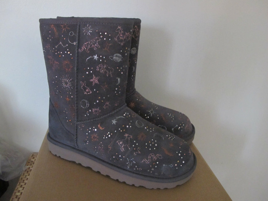 UGG CLASSIC ZODIAC WOMEN'S SHORT GRAY SHORT NIGHTFALL SUEDE SHEEPSKIN  BOOTS 7