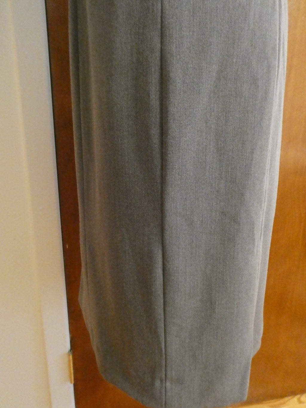 MIX by Tahari Arthur S. Levine Gray Sheath Dress Women Size 4 Lined Career