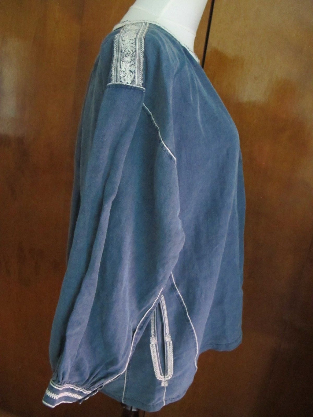 Polo Ralph Lauren women’s linen blue bohemian detailed top 