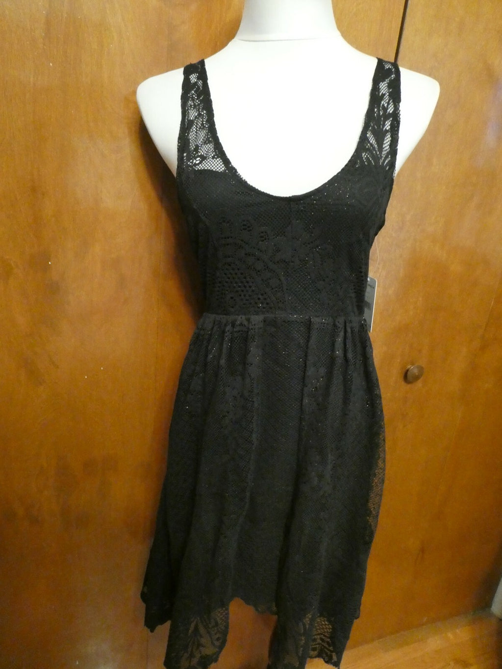 Free People women’s black evening lace crafted stylish lined dress 
