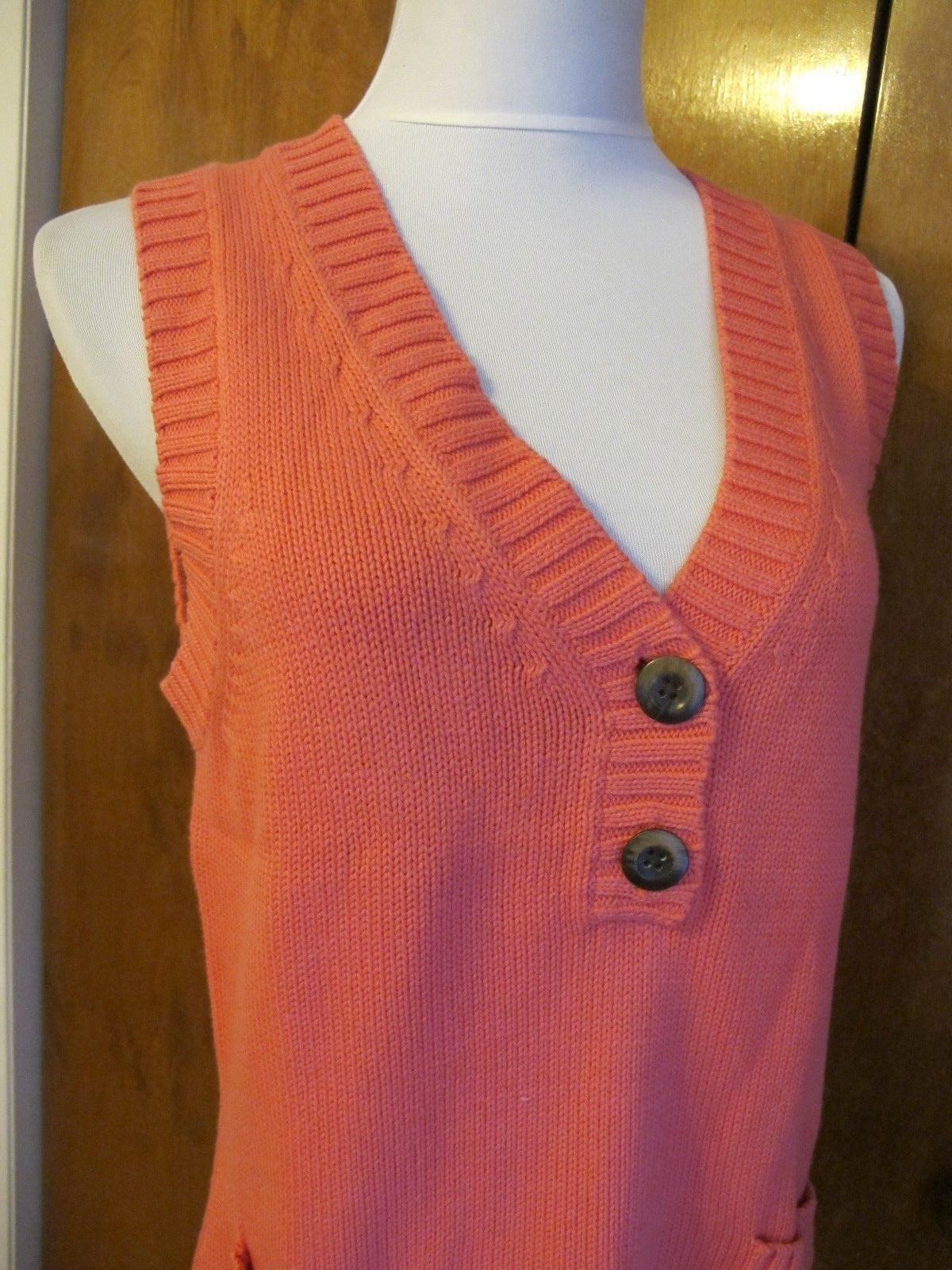 New w/tags Eddie Bauer women’s orange cotton gorgeous vest size large 