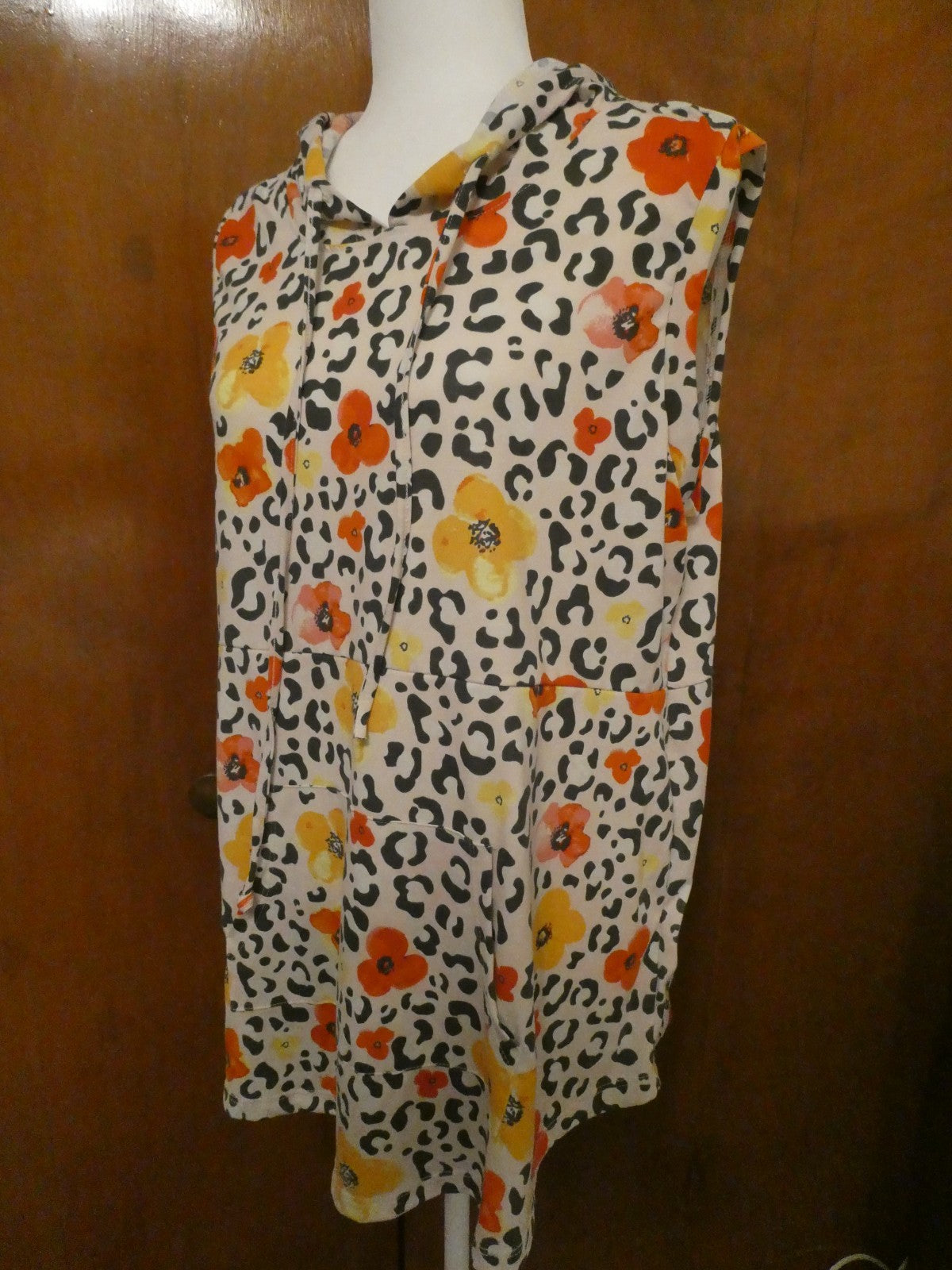 LuLaRoe Hooded Floral Top Size Large
