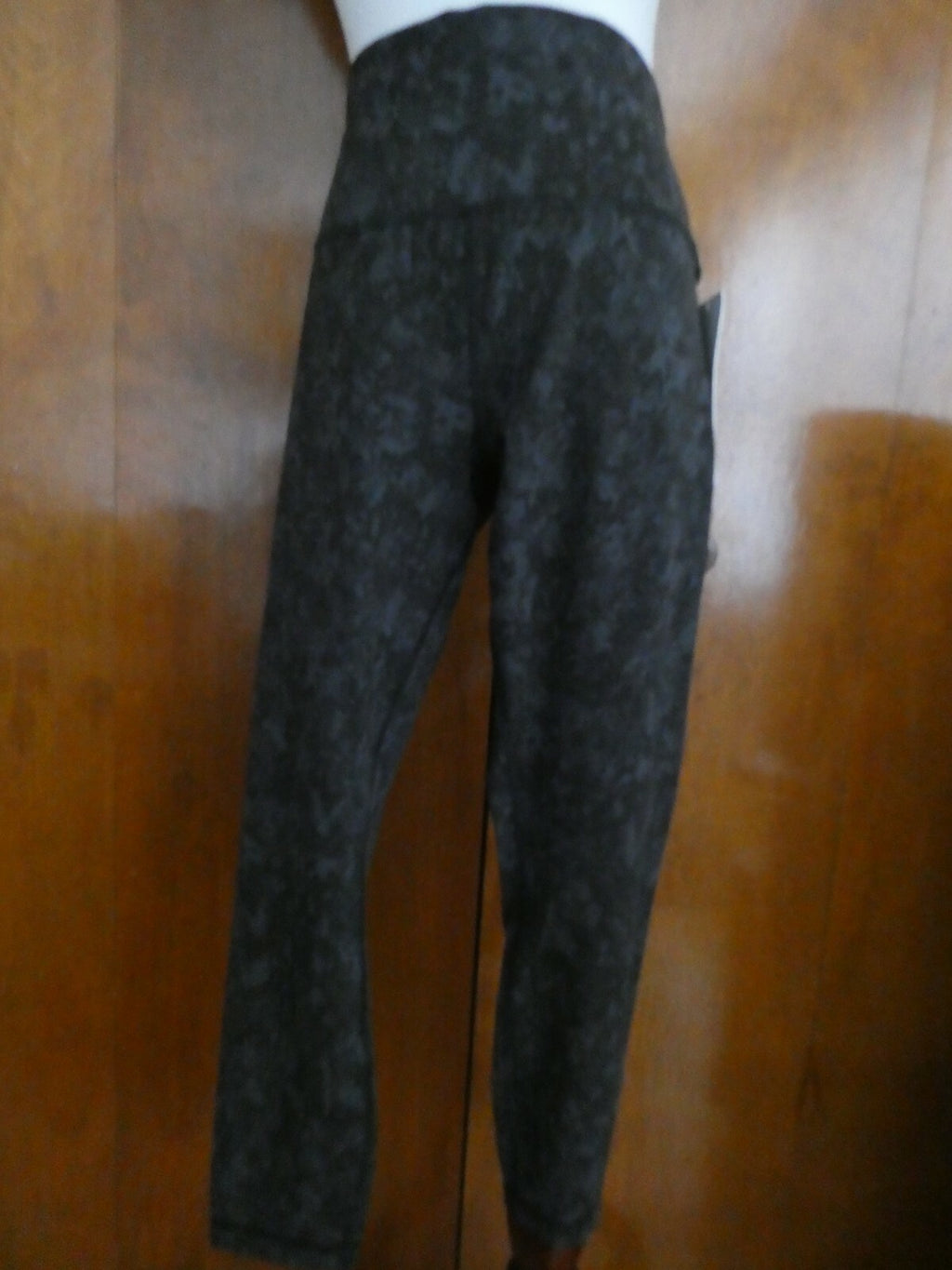 Lululemon Wunder Train Running Black/Gray Pant Tight 25"