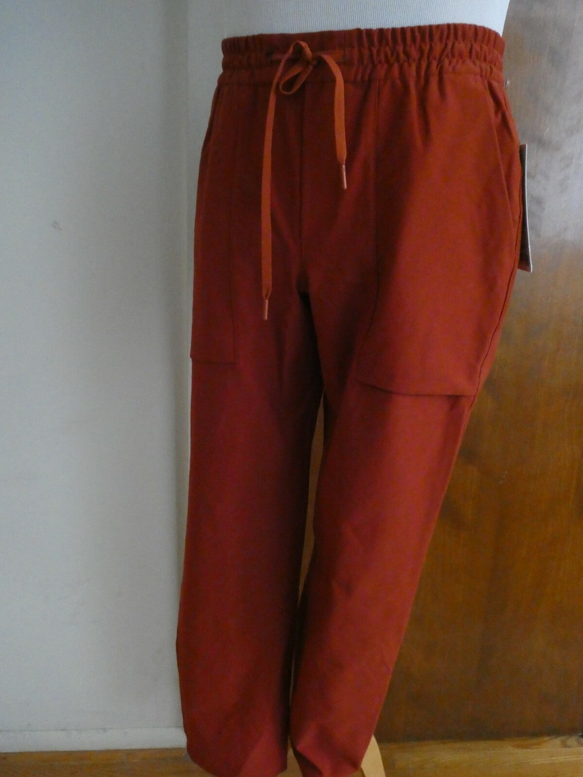 Lululemon Men's Aztec Brick Bowline Pants Utilitech Stretch Chino Jogger 