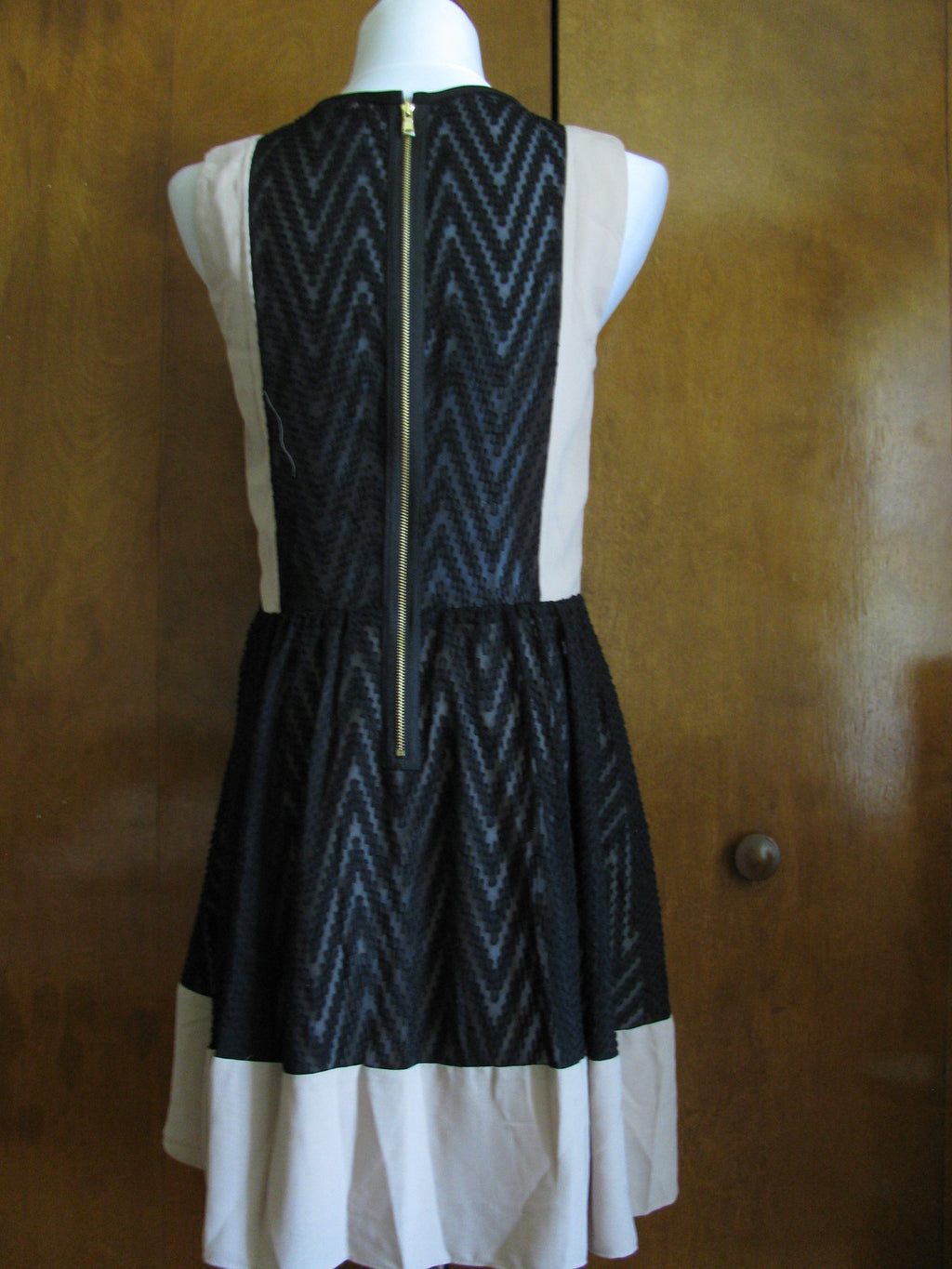 Rachel Roy women's black white mesh lined foxy lady dress size 8 New