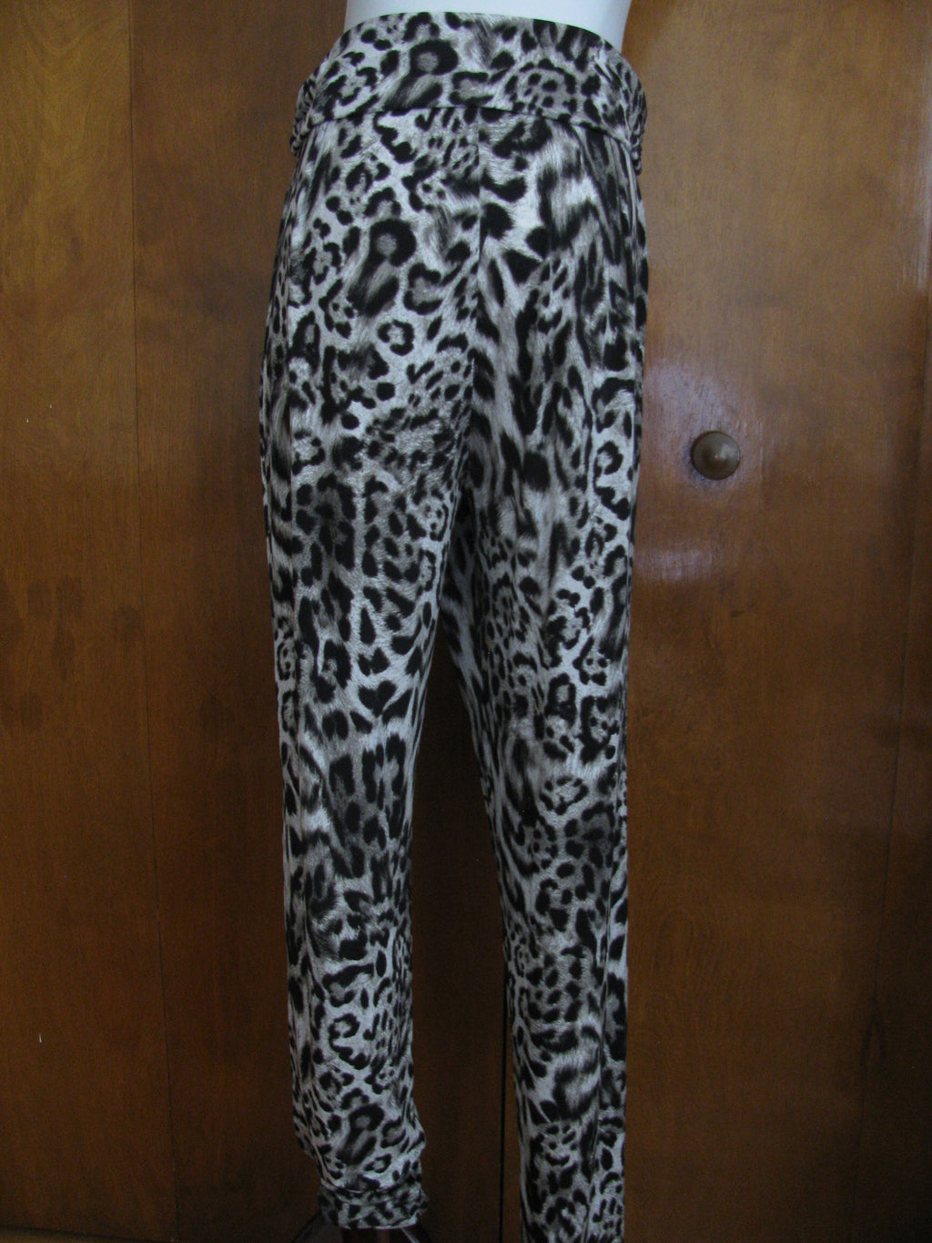 Michael Kors women's  black white cross over pant New