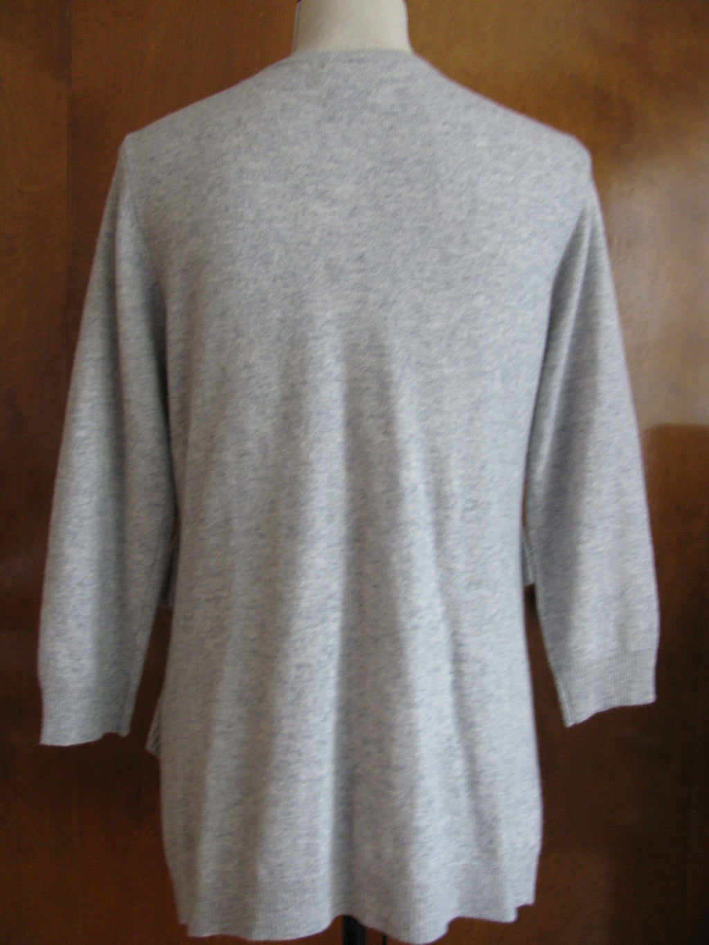 Sutton Studio women's gray wool cashmere buttoned ruffle cardigan Large