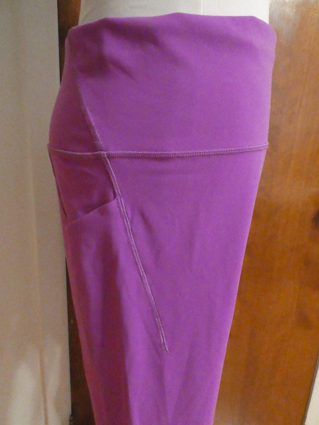 Lululemon Wunder Train HR Tight 25" Moonlit Magenta Size 18 With Pockets