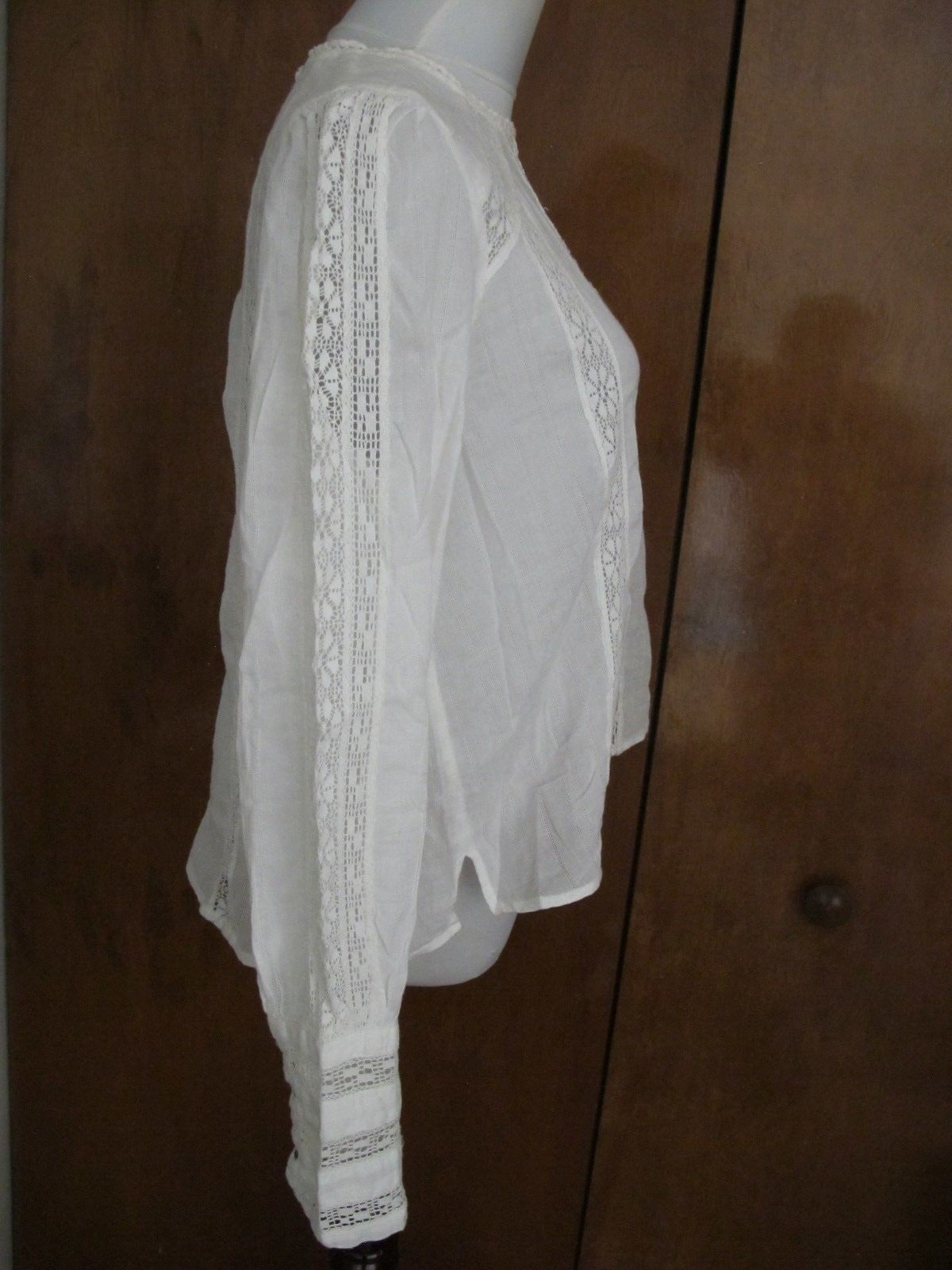 Free People women's ivory cotton crocheted top size Medium 