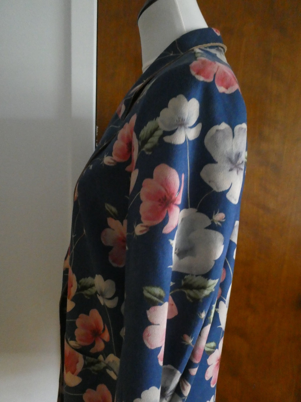 Solitaire Women's Small Floral Blazer Blue Pink Open Front Polyester Jacket