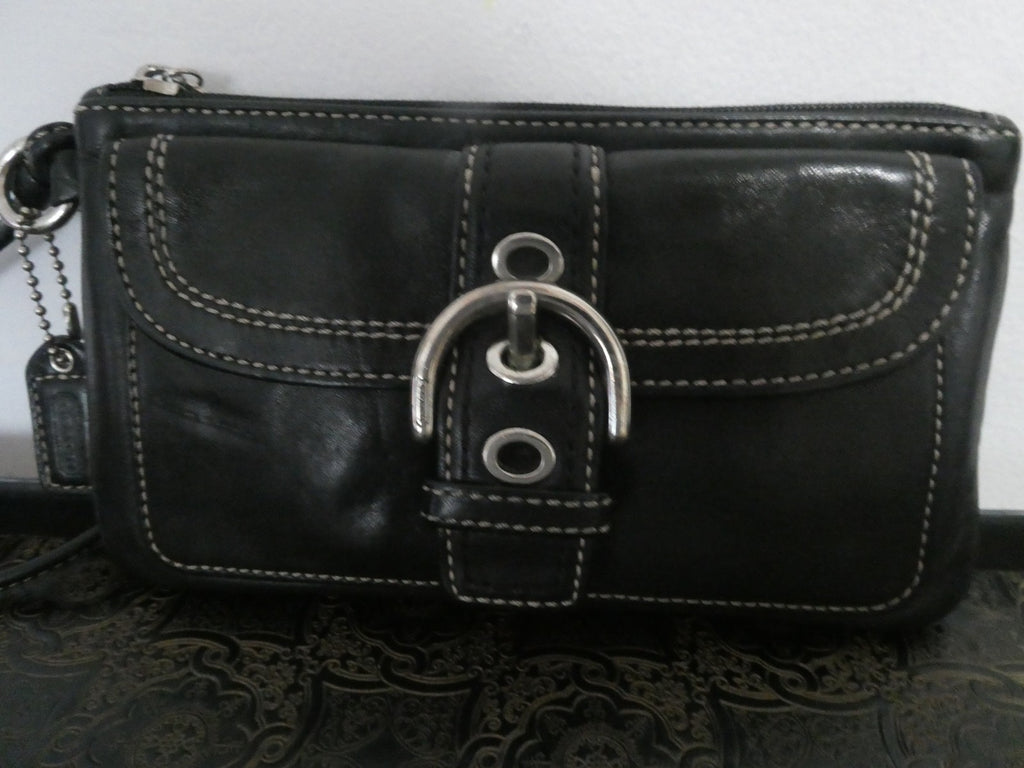 Authentic Vintage Coach Women’s Leather Wristlet Black Small Wallet