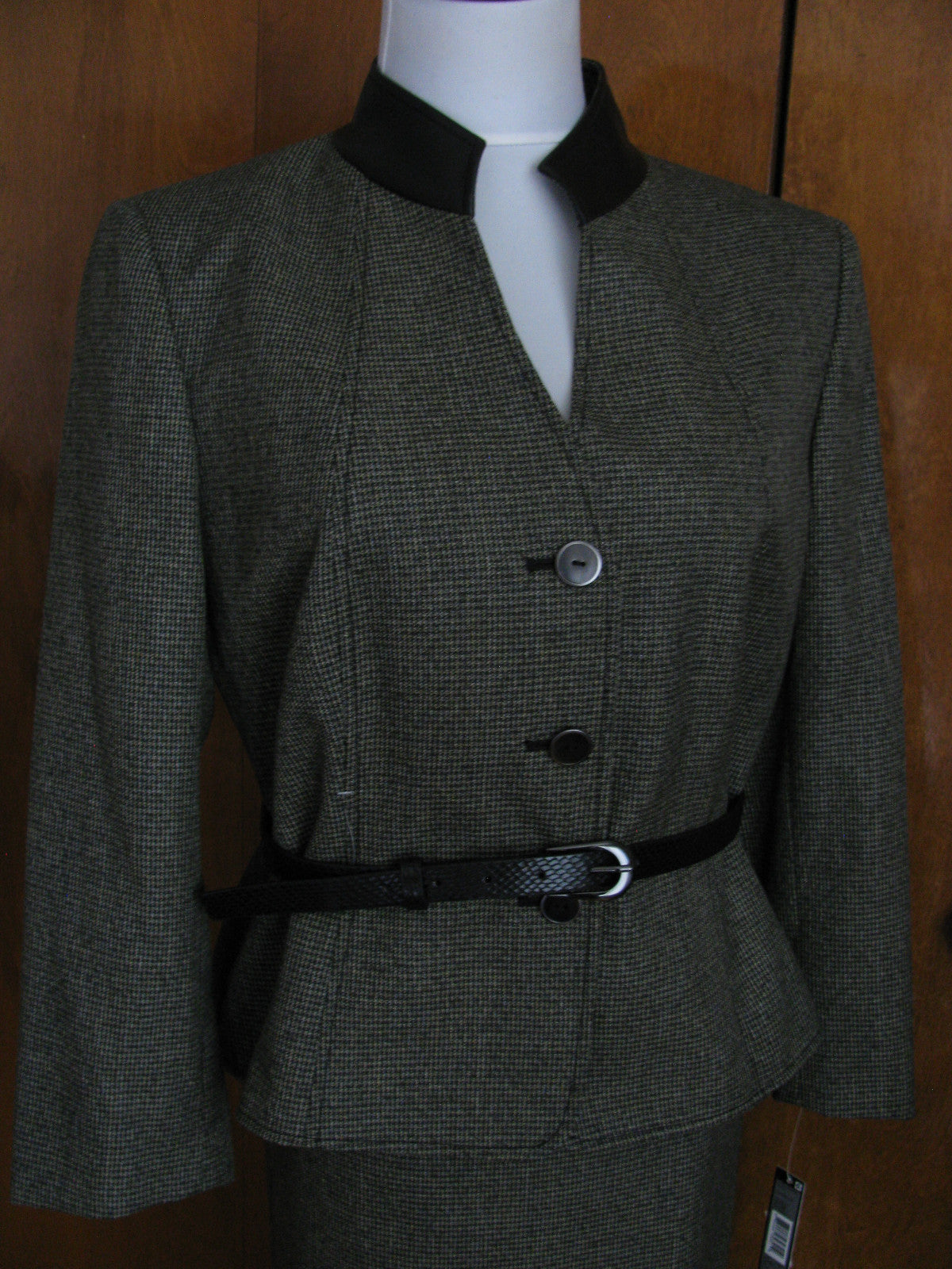 Tahari Asl Women Olive Black Faux Leather Collar Skirt Suit New