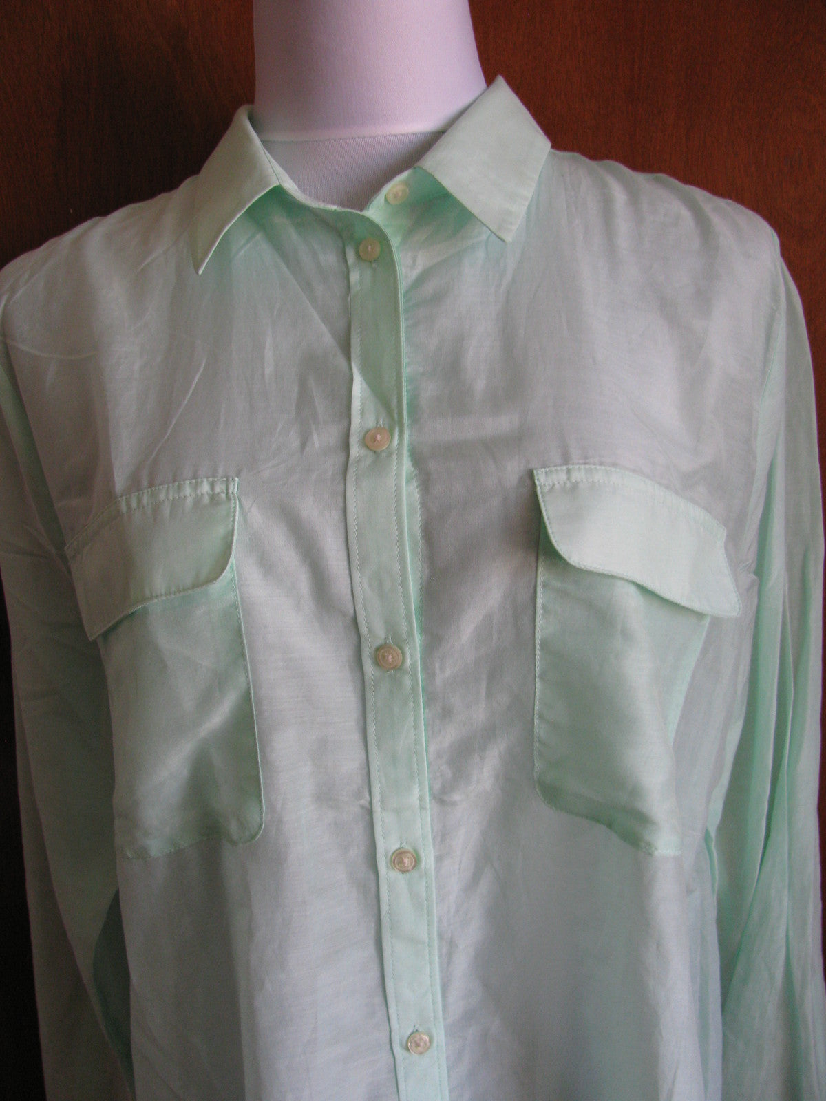 Gap women’s cotton silk light green shirt small