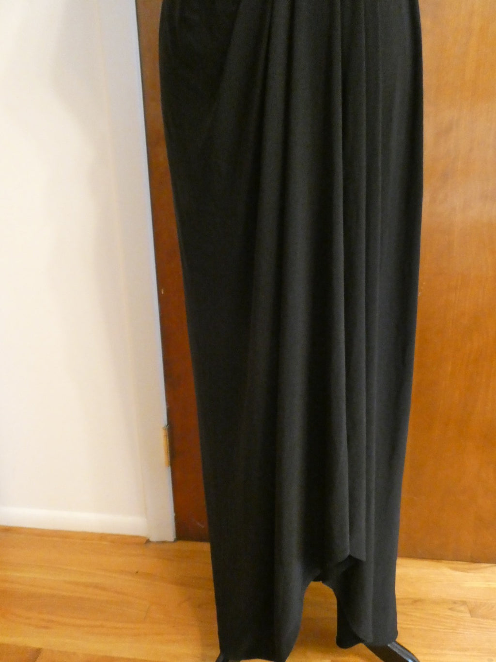 Ralph Lauren women black maxi evening dress draping at the bodice size 4