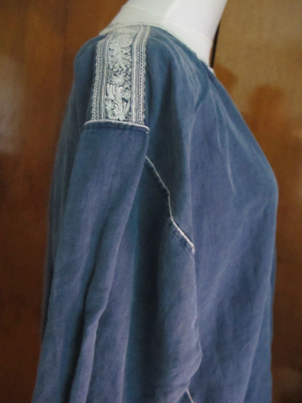 Polo Ralph Lauren women’s linen blue bohemian detailed top 
