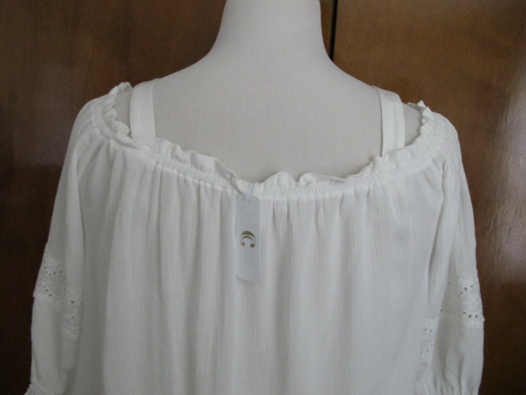 CC women’s ivory detailed trimmed open shoulder blouse top XLarge 