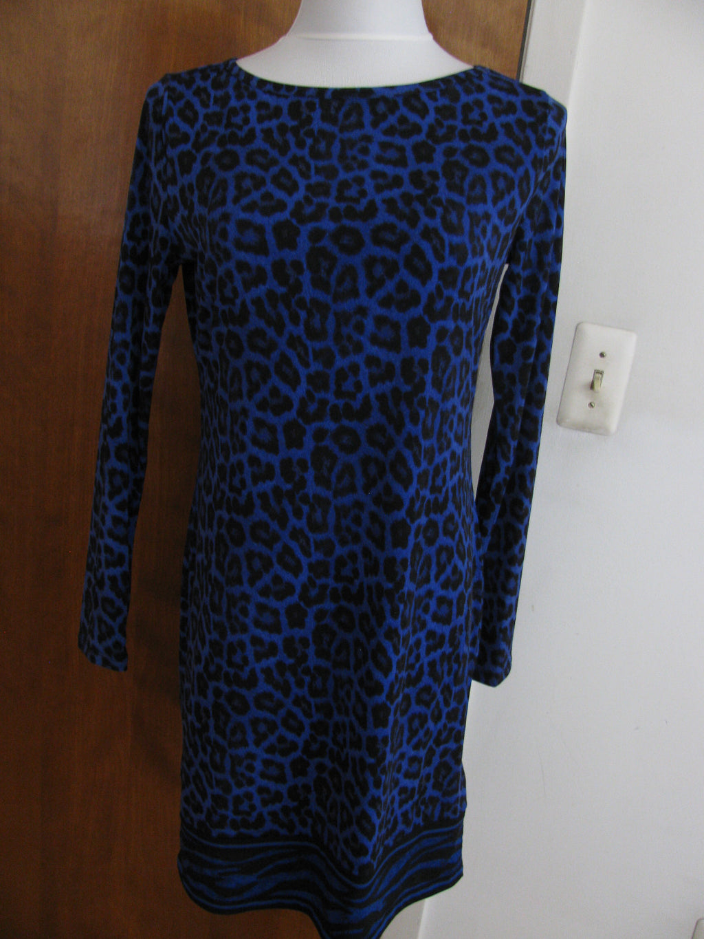 Michael Kors women’s printed dark azurite boat neckjersey shift dress New