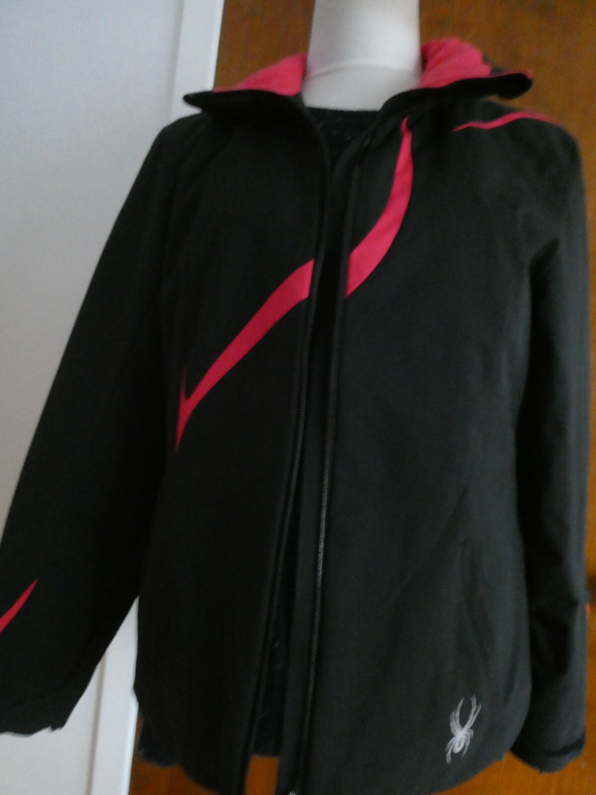 Women’s Spyder 3M Thinsulate Black Hooded Ski Snow Jacket Size 10