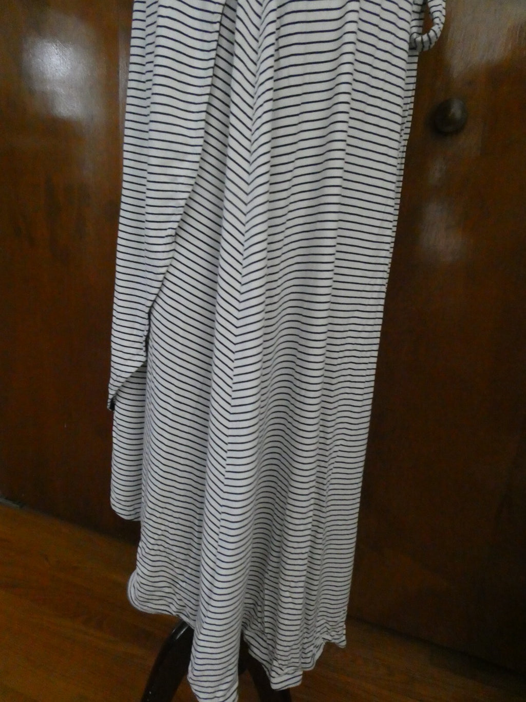 Gap Women's Stripped White/Black Tie-Waist Midi Wrap Dress Size Large Xlarge