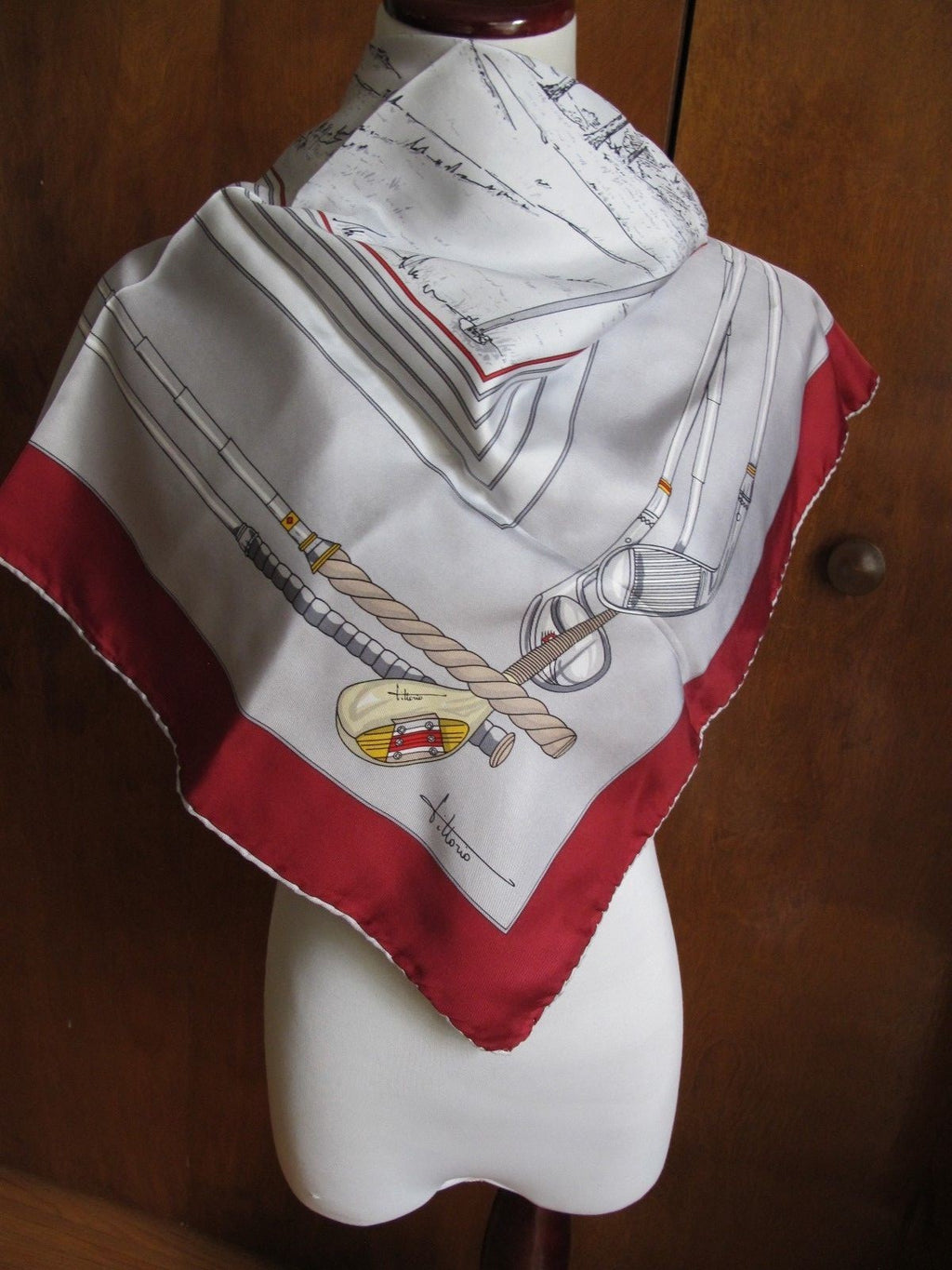 Vintage Fittorio Scarf Wrap Shawl - Hand Rolled Hem 33 x 33