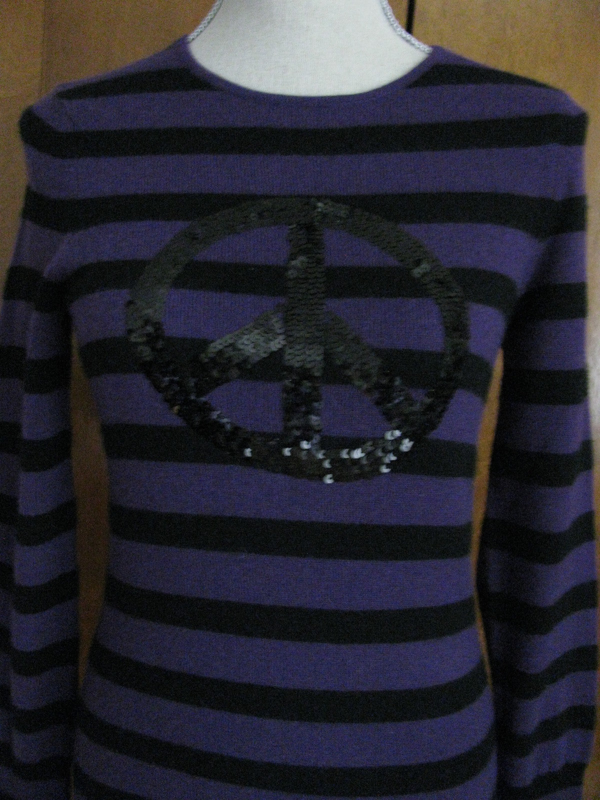 Bloomingdale's women's 2ply cashmere purple black sweater XSmall 