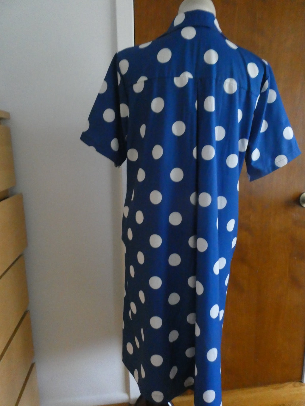 Women's navy/white polka dot button-down collared dress size XL