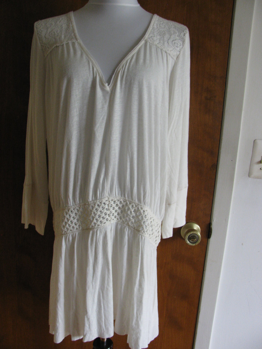 Free People Women's Ivory Soft Rayon Embroidered Mini Dress Size Medium New