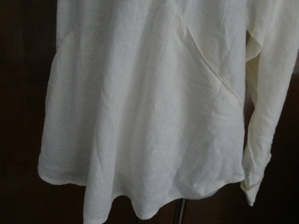 Free People women's ivory linen/rayon crocheted long sleeves top size small