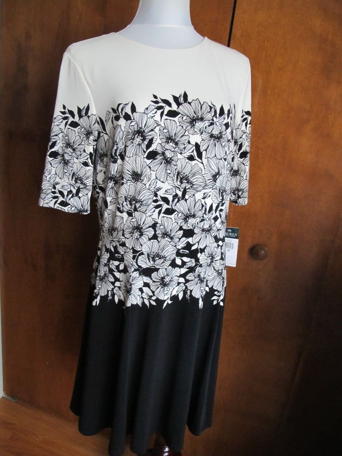 Ralph Lauren women’s  A-Line black white lined NWT dress size 16