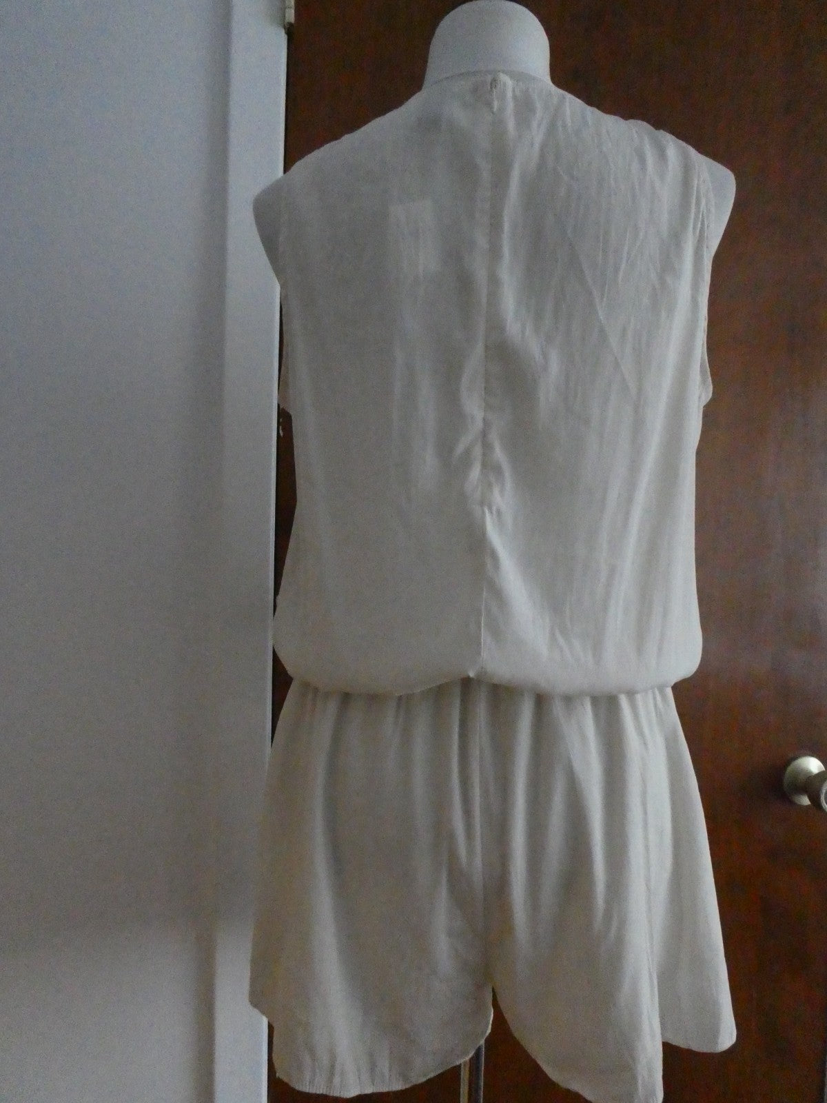 Gap Women's Ivory Sleeveless Romper Shorts Lined Size Large NWT Pull On