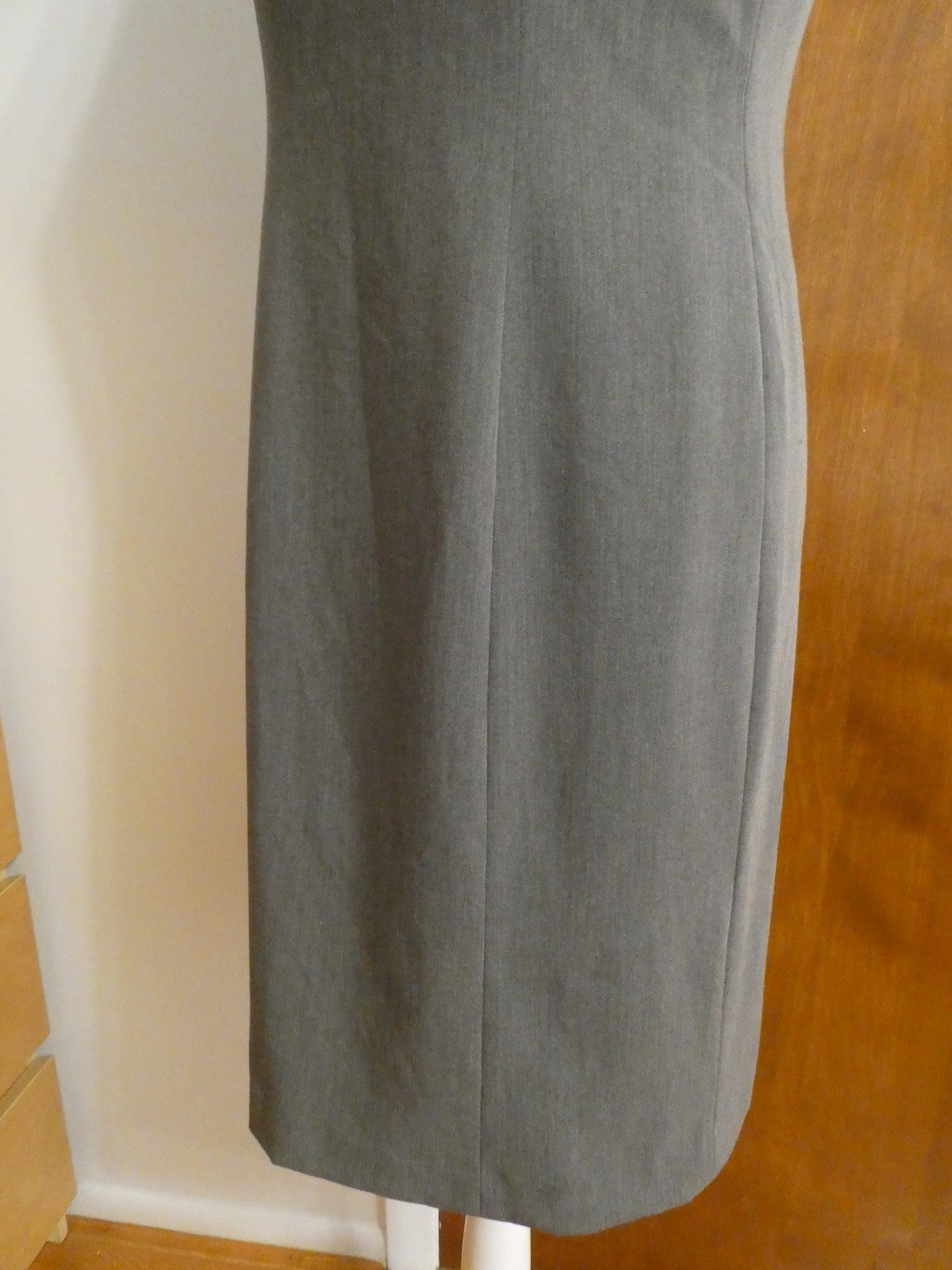 MIX by Tahari Arthur S. Levine Gray Sheath Dress Women Size 4 Lined Career