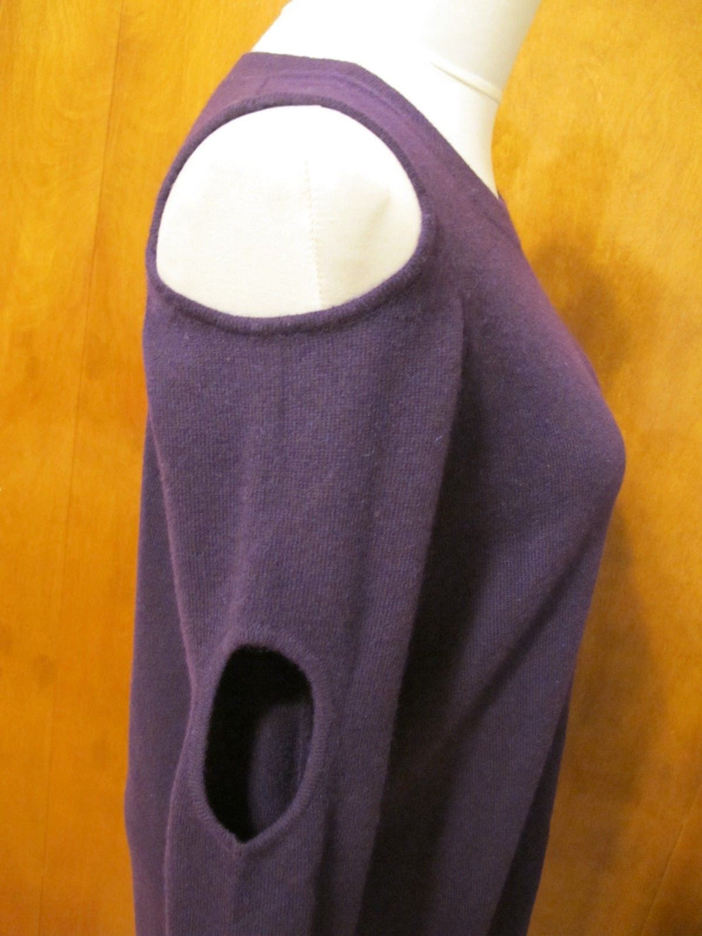 Bloomingdale Aqua Women's Purple Amethyst Cashmere Soft Cold-Shoulder Sweater