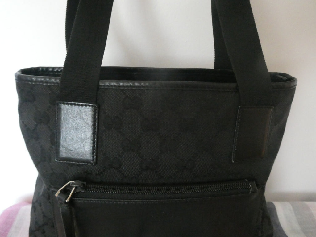 GUCCI Authentic Vintage Black Shoulder Bag Purse GG Canvas Leather 01904023754