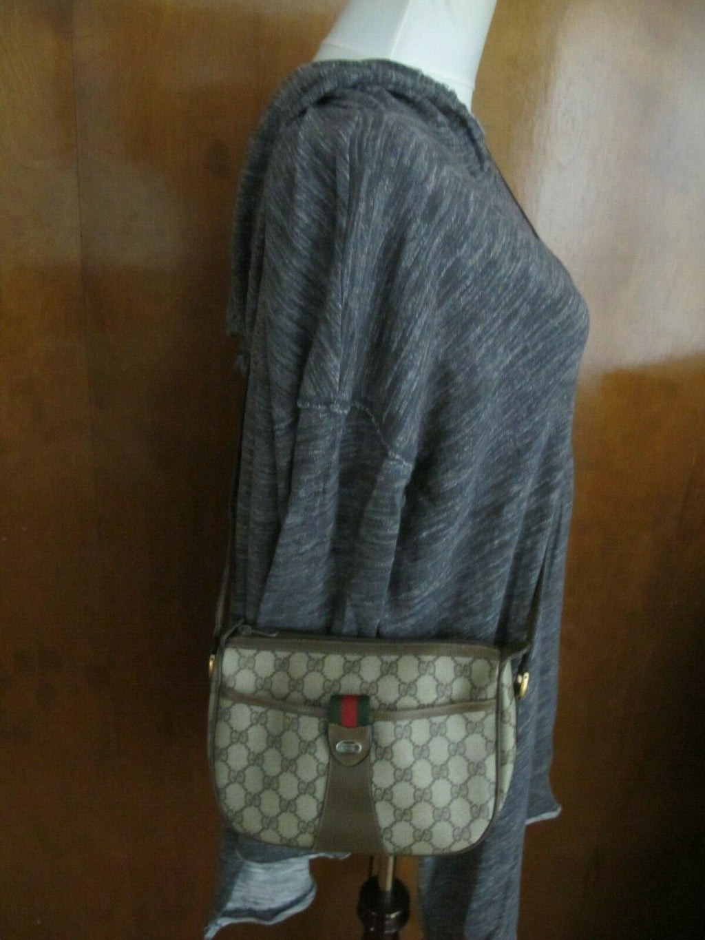 GUCCI Brown Vintage crossbody green & red stripe handbag Mod.89-02-032