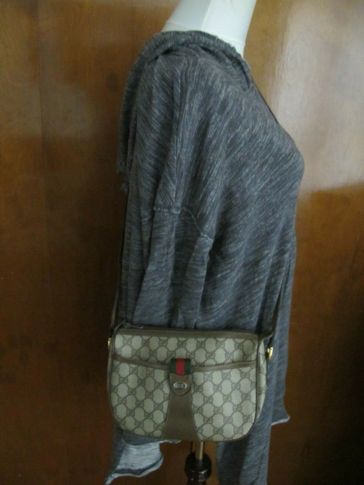 GUCCI Brown Vintage crossbody green & red stripe handbag Mod.89-02-032