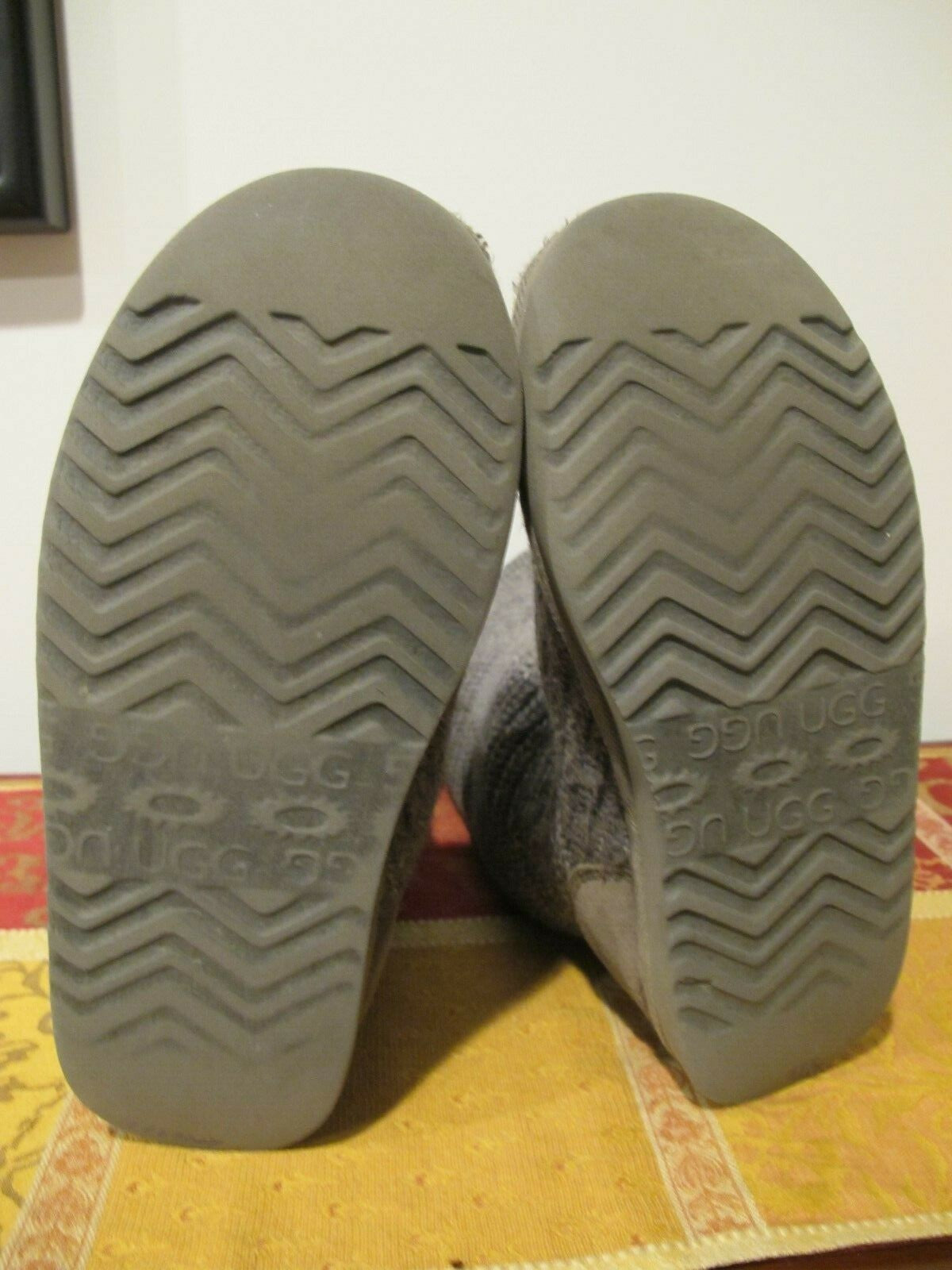 UGG women's gray fabric woven tall winter boots pre owned size 7
