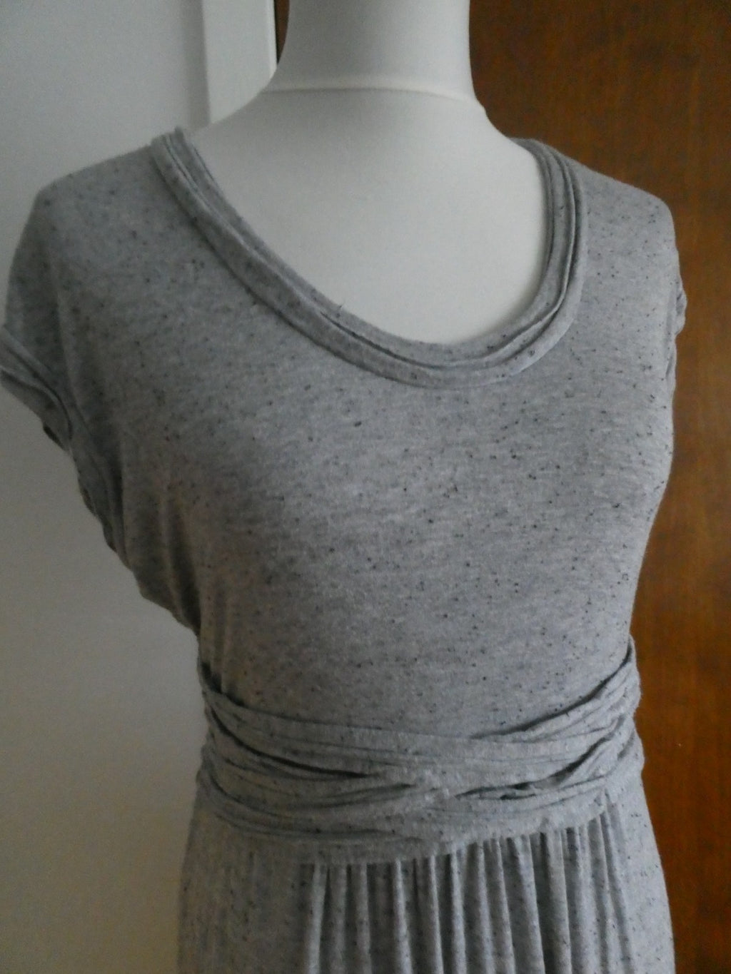 Max Studio women knit jersey dress heather gray with black flecks, featuring L