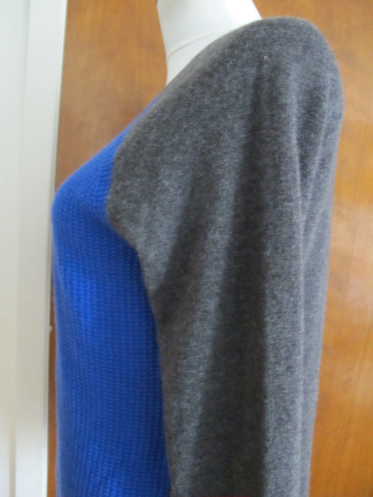 Ralph Lauren Women's Blue Gray Cashmere Sweater Size Medium New