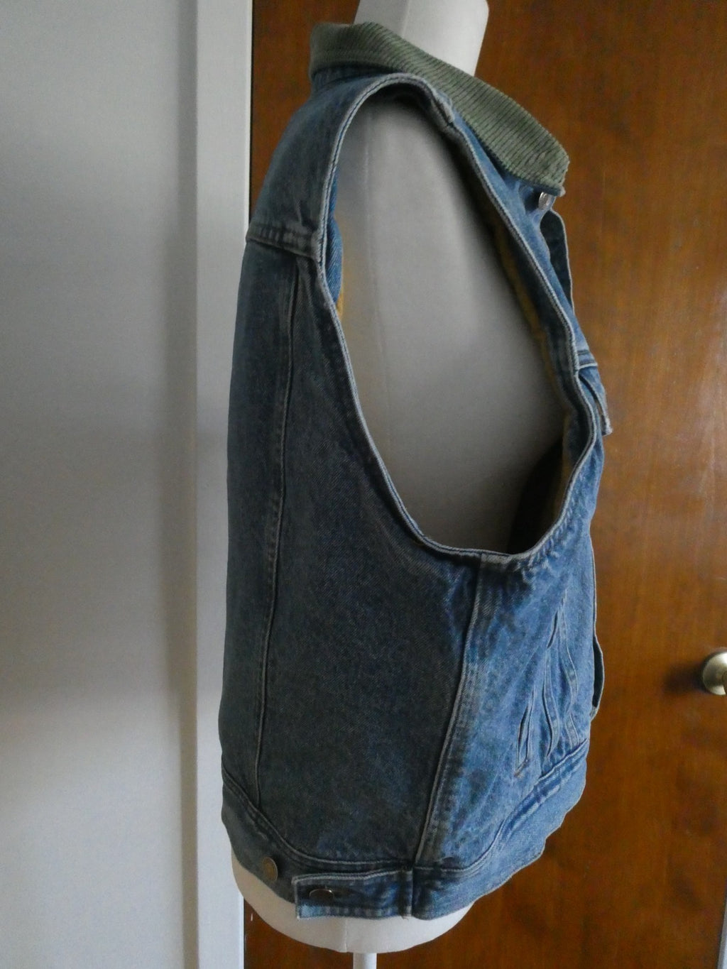 Ventura Denim Vest Cotton Quilted Lined Blue Jean Trucker Style Vintage Medium